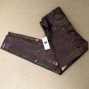 Heroine Sport Marvel Legging in Slick Black Size L